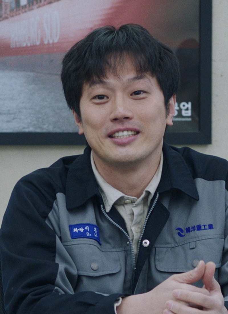 イ・ドンウ次長役：ソ・ソッキュ（서석규）